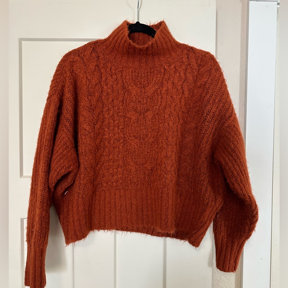 Express Cable Knit Sweater S